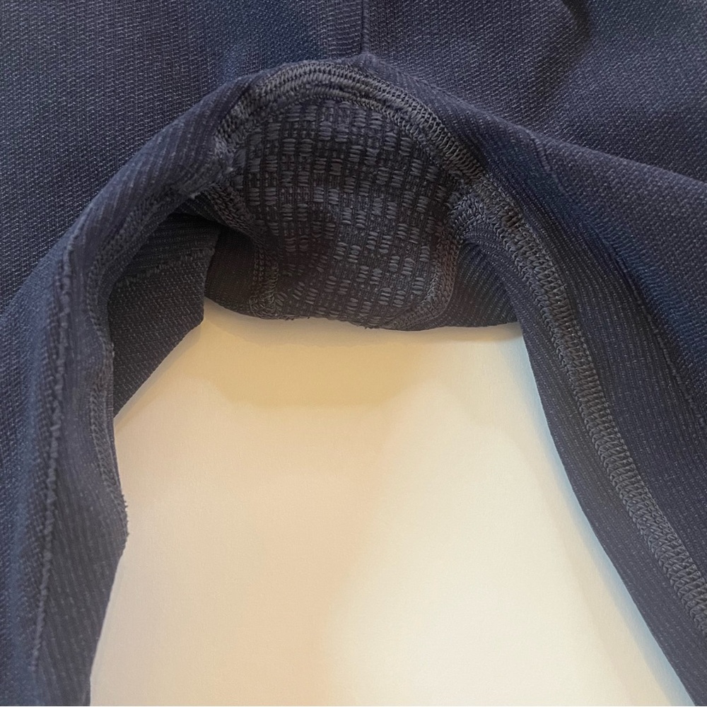 LULULEMON Heathered Navy Crop Leggings Size 6|High-Waist Ruched Capri Yoga - Picture 6 of 10